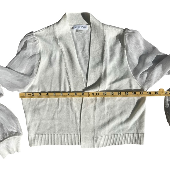 Calvin Klein White Sheer Sleeve Cropped Cardigan Women’s Small Lightweight - Picture 3 of 9